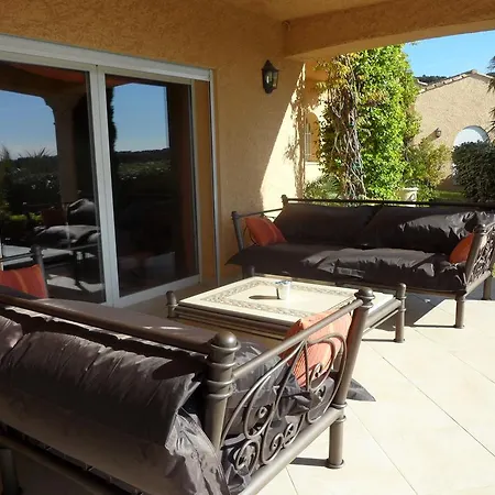 Vue Feerique Sur Golfe De Saint Tropez Villa